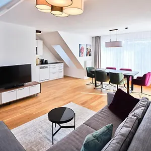 https://myfavorit-apartments.vienna-besthotels.com