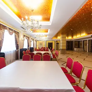 O Azamat Hotel